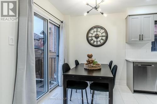 65 Ironhorse Crescent, Caledon, ON - Indoor Photo Showing Dining Room