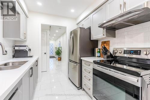 65 Ironhorse Crescent, Caledon, ON - Indoor Photo Showing Kitchen With Double Sink