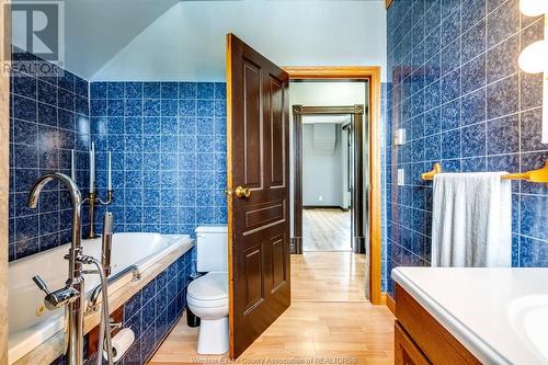 1353 Orchard Boulevard, Kingsville, ON - Indoor Photo Showing Bathroom