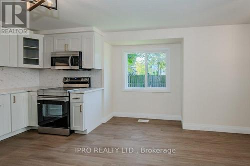 567 Halberstadt Circle, Cambridge, ON - Indoor Photo Showing Kitchen