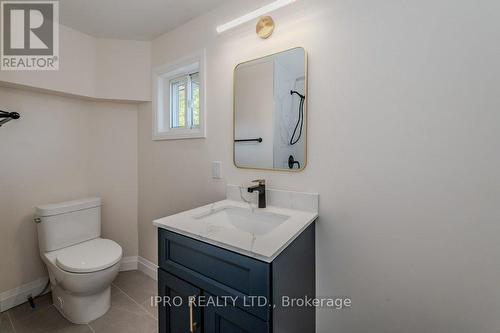 567 Halberstadt Circle, Cambridge, ON - Indoor Photo Showing Bathroom