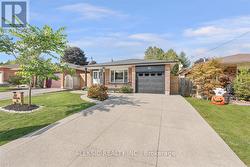 62 GREENCEDAR DRIVE  Hamilton, ON L9C 6S8