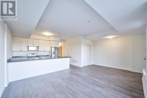 201 - 160 Densmore Road, Cobourg, ON - Indoor Photo Showing Kitchen