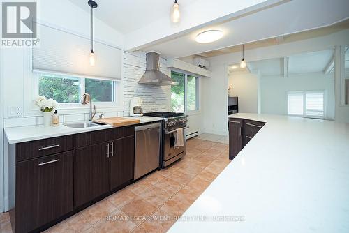 122 Balmoral Drive, Brantford, ON - Indoor Photo Showing Kitchen