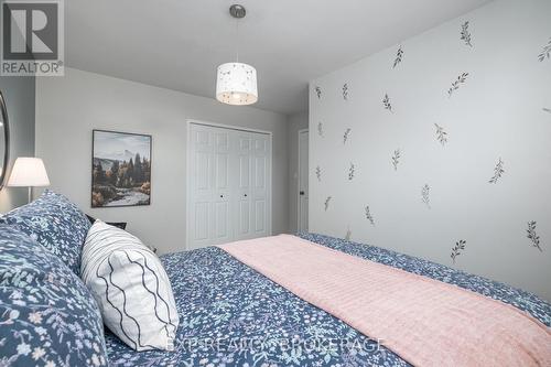 1056 Pinewood Place, Kingston (City Northwest), ON - Indoor Photo Showing Bedroom