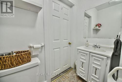 173 Columbus Avenue, Timmins (Timmins South - West), ON - Indoor Photo Showing Bathroom