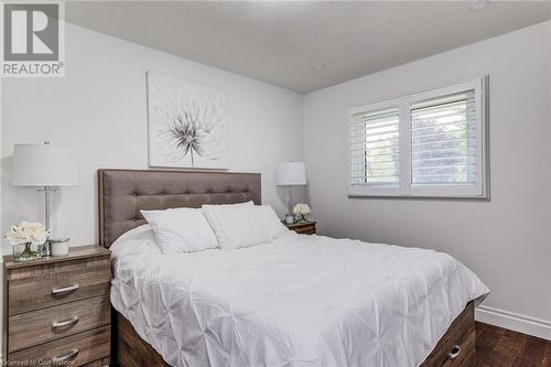 49 Vardon Avenue, Cambridge, ON - Indoor Photo Showing Bedroom