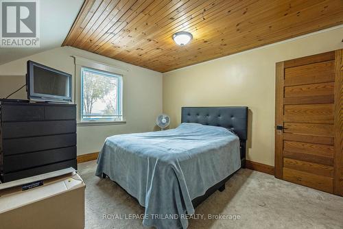 17 Balaclava Street, St. Thomas, ON - Indoor Photo Showing Bedroom