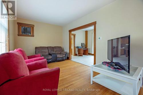 17 Balaclava Street, St. Thomas, ON - Indoor Photo Showing Other Room