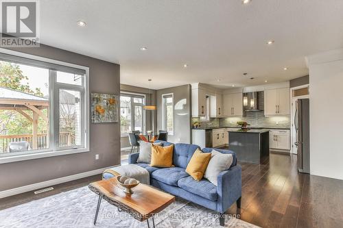 1281 Waterwheel Road, London, ON - Indoor Photo Showing Living Room