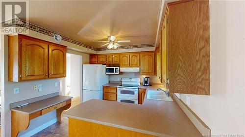 9 Pinewood Crescent, Quispamsis, NB - Indoor Photo Showing Kitchen