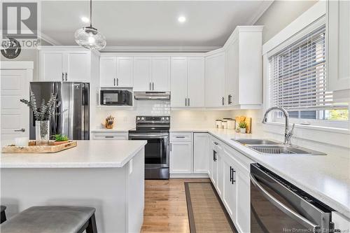 16 Johnson Avenue, Oromocto West, NB - Indoor Photo Showing Kitchen With Double Sink With Upgraded Kitchen