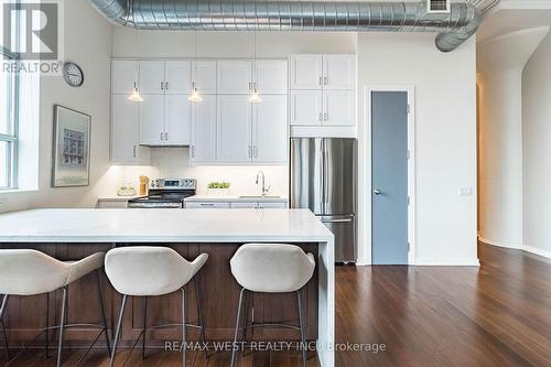 821 - 155 Dalhousie Street, Toronto, ON - Indoor Photo Showing Kitchen With Stainless Steel Kitchen With Upgraded Kitchen