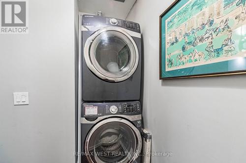 821 - 155 Dalhousie Street, Toronto, ON - Indoor Photo Showing Laundry Room