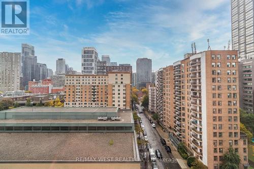 821 - 155 Dalhousie Street, Toronto, ON - Outdoor With Facade