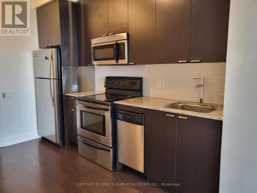 2408 - 23 Sheppard Avenue E, Toronto, ON - Indoor Photo Showing Kitchen