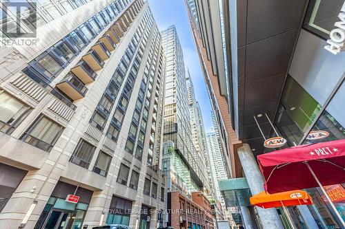 4005 - 15 Mercer Street, Toronto, ON - Outdoor With Facade