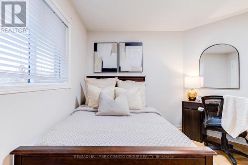 126 Rush Road, Aurora, ON - Indoor Photo Showing Bedroom