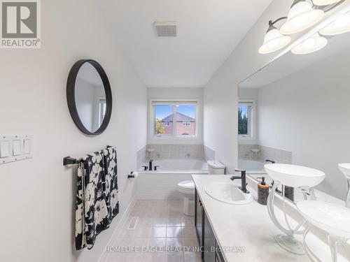 4 Sarno Street, Vaughan, ON - Indoor Photo Showing Bathroom