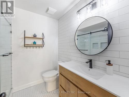 4 Sarno Street, Vaughan, ON - Indoor Photo Showing Bathroom