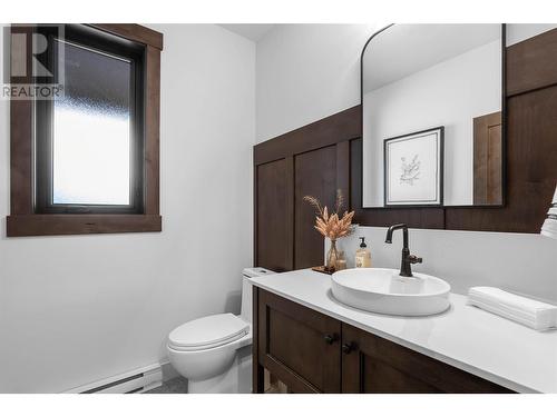 7000 Mcgillivray Lake Drive Unit# 4, Sun Peaks, BC - Indoor Photo Showing Bathroom