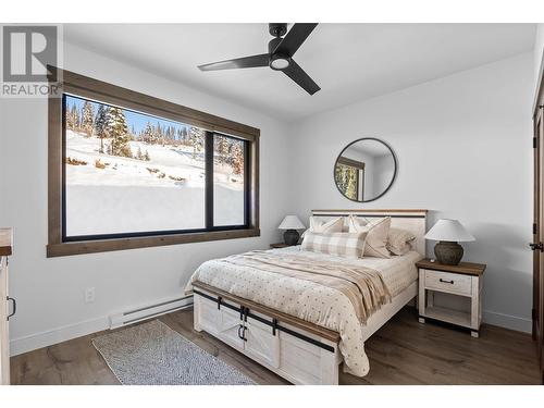 7000 Mcgillivray Lake Drive Unit# 6, Sun Peaks, BC - Indoor Photo Showing Bedroom