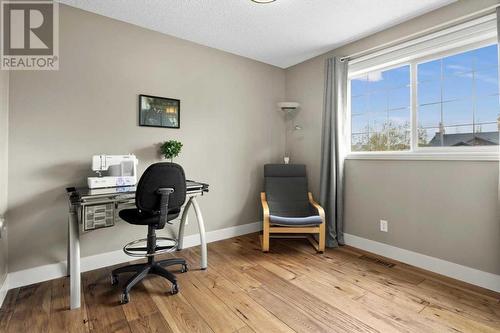 3rd bedroom - 209 Hidden Creek Road Nw, Calgary, AB - Indoor Photo Showing Office