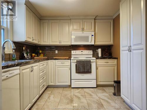 85 Ann Street, Thamesville, ON - Indoor Photo Showing Kitchen