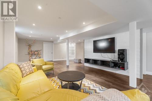 Basement - 341 Shadehill Crescent, Ottawa, ON - Indoor Photo Showing Living Room