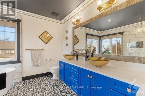 341 Shadehill Crescent, Barrhaven (7708 - Barrhaven - Stonebridge), ON - Indoor Photo Showing Bathroom