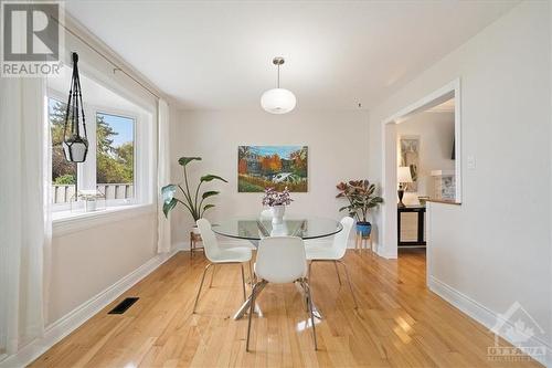 818 Vinette Crescent, Ottawa, ON - Indoor Photo Showing Dining Room