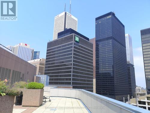 1901 - 33 University Avenue, Toronto, ON - Outdoor