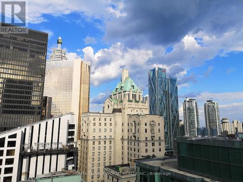 1901 - 33 University Avenue, Toronto, ON - Outdoor