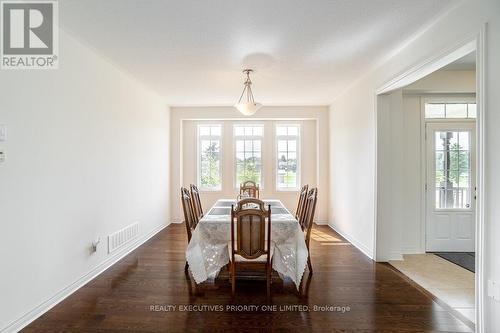 1 Treetops Boulevard, New Tecumseth, ON - Indoor Photo Showing Dining Room