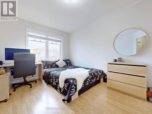 44 Pexton Avenue, Richmond Hill, ON - Indoor Photo Showing Bedroom