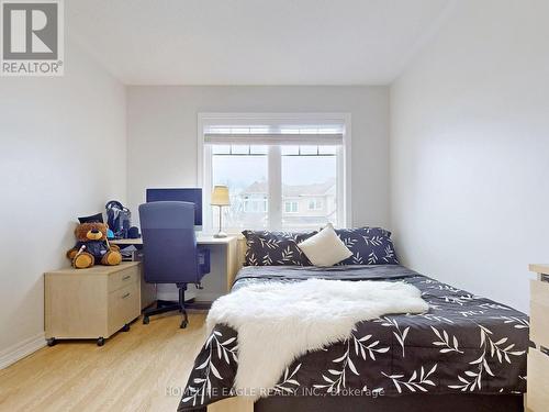 44 Pexton Avenue, Richmond Hill, ON - Indoor Photo Showing Bedroom