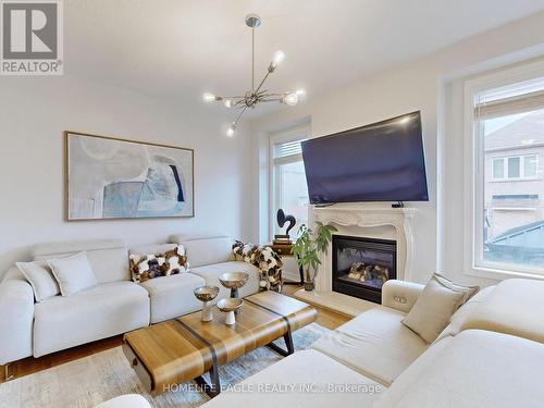 44 Pexton Avenue, Richmond Hill, ON - Indoor Photo Showing Living Room With Fireplace