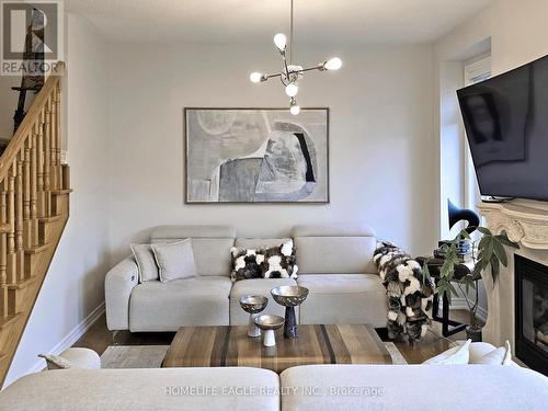 44 Pexton Avenue, Richmond Hill, ON - Indoor Photo Showing Living Room With Fireplace