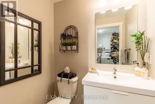 554 Oxbow Crescent, Collingwood, ON - Indoor Photo Showing Bathroom