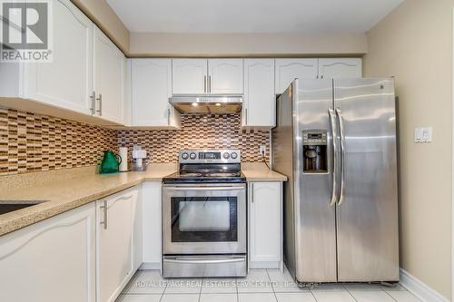 2274 Grouse Lane, Oakville, ON - Indoor Photo Showing Kitchen