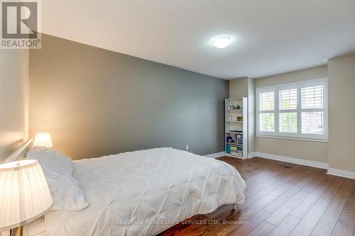 2274 Grouse Lane, Oakville, ON - Indoor Photo Showing Bedroom