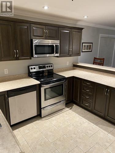 1 Fallowtree Place, St. John'S, NL - Indoor Photo Showing Kitchen