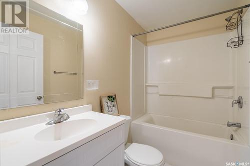 5549 Waterer Road, Regina, SK - Indoor Photo Showing Bathroom