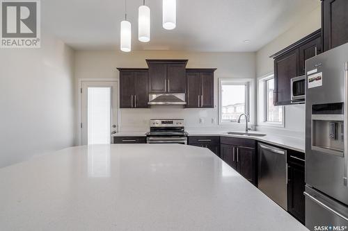 5549 Waterer Road, Regina, SK - Indoor Photo Showing Kitchen With Upgraded Kitchen