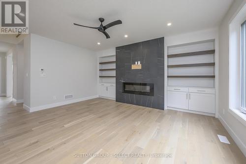 119 Optimist Drive, Southwold (Talbotville), ON - Indoor With Fireplace