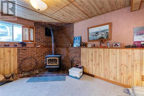 122 Villa Drive, Hampton, NB - Indoor Photo Showing Other Room With Fireplace