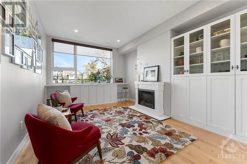 15 Garland Street, Ottawa, ON - Indoor Photo Showing Living Room With Fireplace