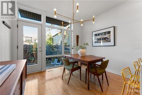 15 Garland Street, Ottawa, ON - Indoor Photo Showing Dining Room