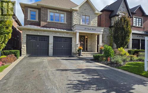 21 Verdi Road, Richmond Hill, ON - Outdoor With Facade