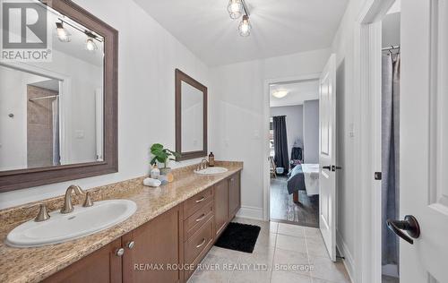 21 Verdi Road, Richmond Hill, ON - Indoor Photo Showing Bathroom